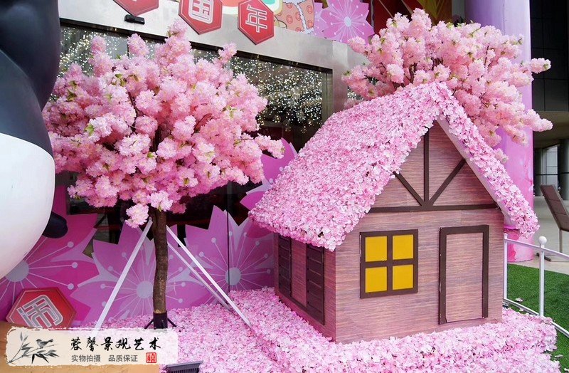 世豪廣場(chǎng)櫻花樹(shù)