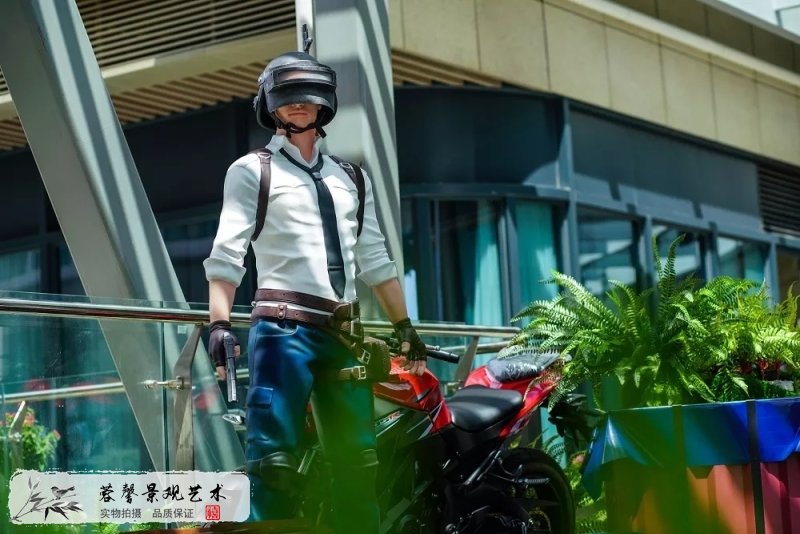 橫崗榮德國際開業(yè)美陳